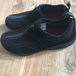 MERRELL black shoes sneakers running shoes 5.5